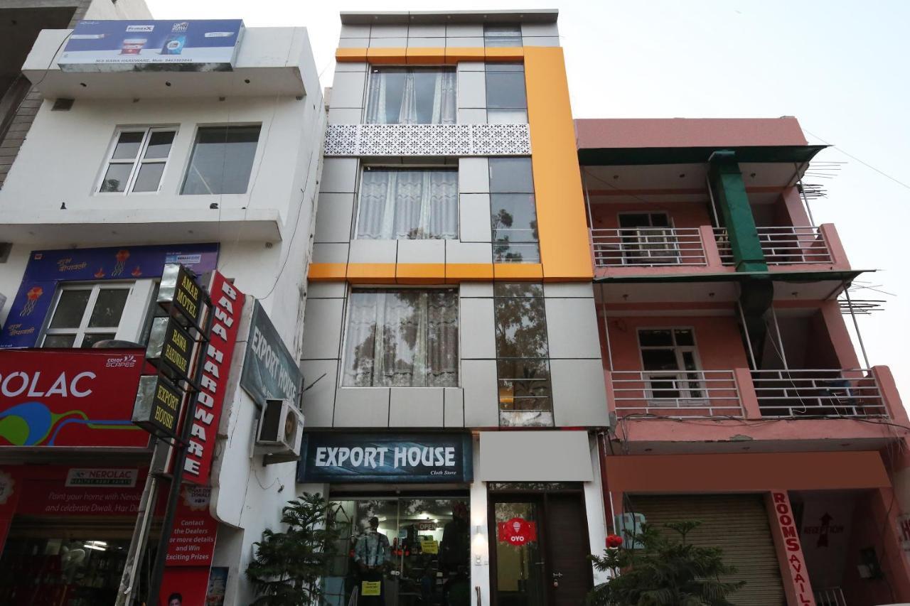 Oyo 9732 Amar Motel Nayagaon Exterior photo