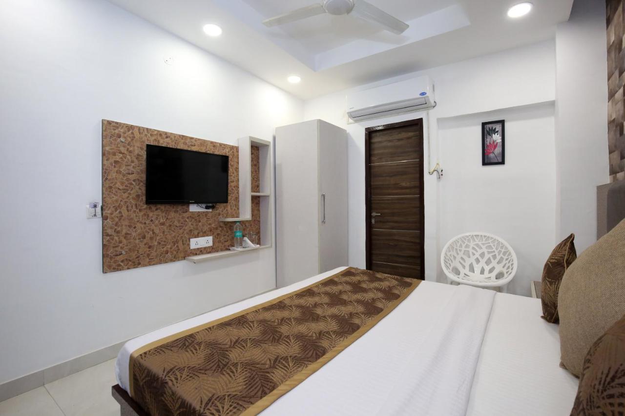 Oyo 9732 Amar Motel Nayagaon Exterior photo